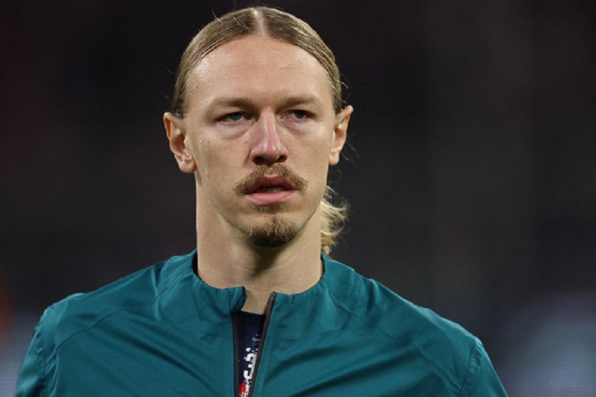 PSG Matvey Safonov