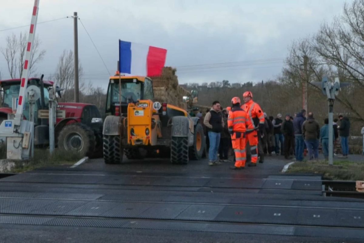 France axes routiers ligne de train bloqués