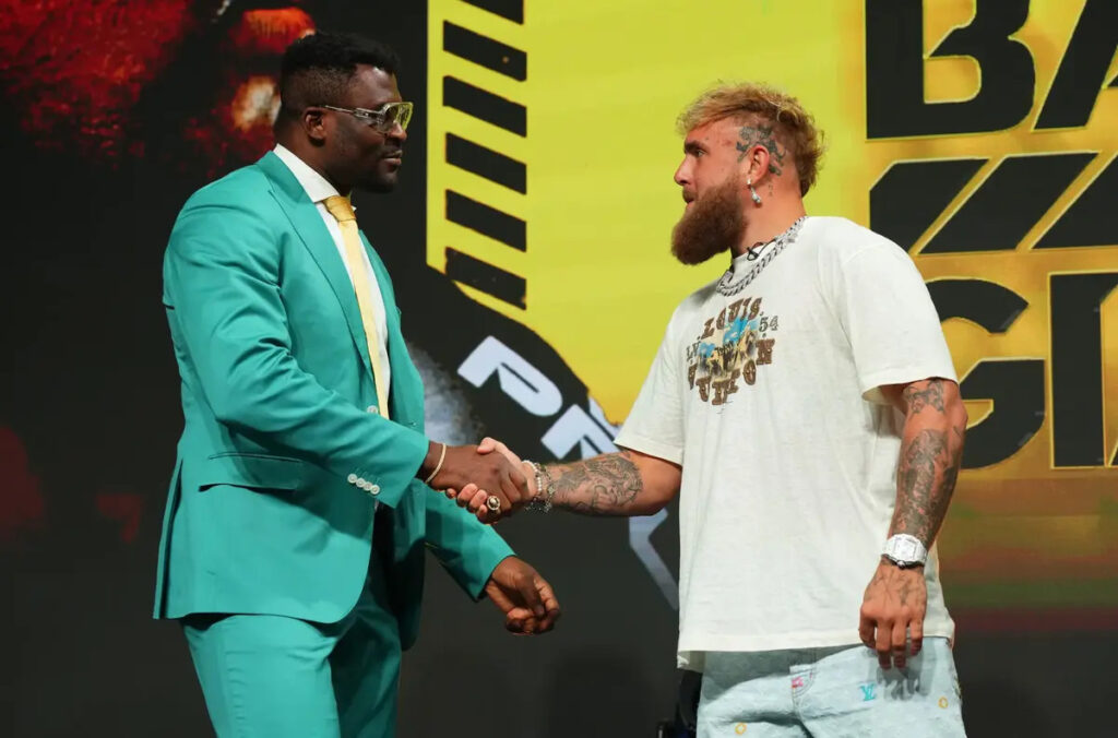 Jake Paul lance un défi à Ngannou : "Il n'a pas de mâchoire..."
