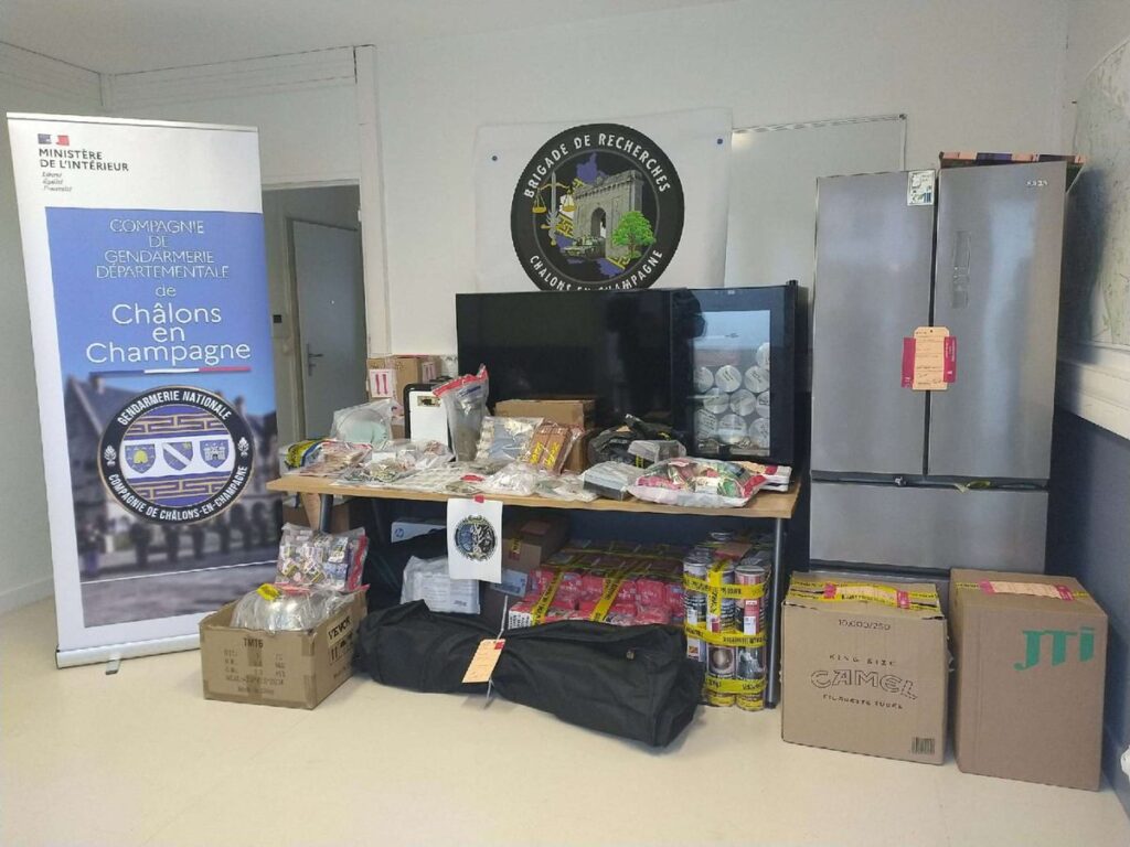 Lutte contre les stupéfiants en France la Gendarmerie démantèle un supermarché de la drogue