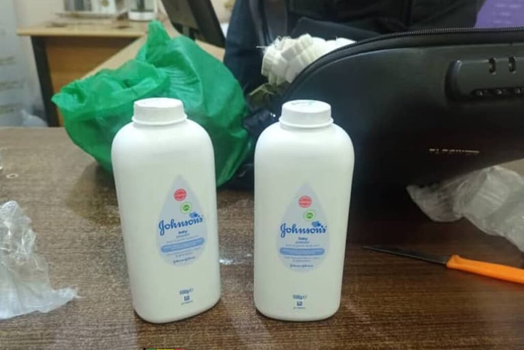 Sénégal la police interpelle 3 individus ; ils ont caché de la dr0gue dans de la poudre pour bébé