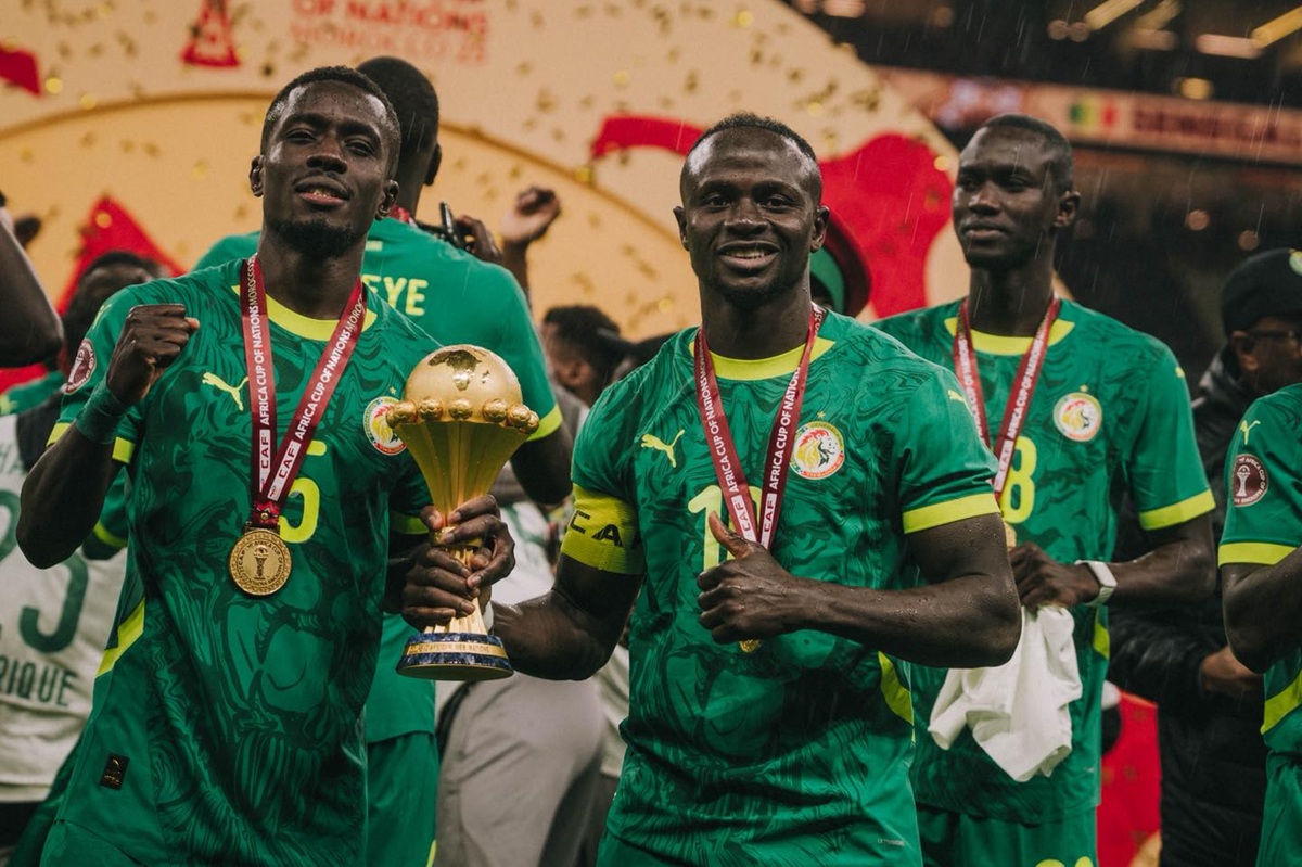 CAN 2025 : "Ma médaille je l’ai apportée pour la donner à mon pote Akomach", ce joueur Sénégalais chambre son coéquipier marocain Sénégal Lions de la Teranga