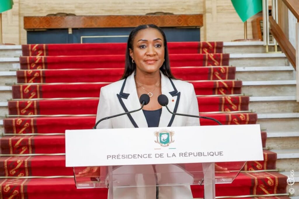 Côte d’Ivoire Alassane Ouattara reconduit la plupart des ministres et offre un poste stratégique à son frère