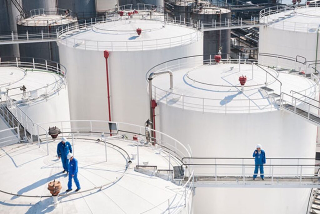 opérateur allemand stockage pétrolier américain