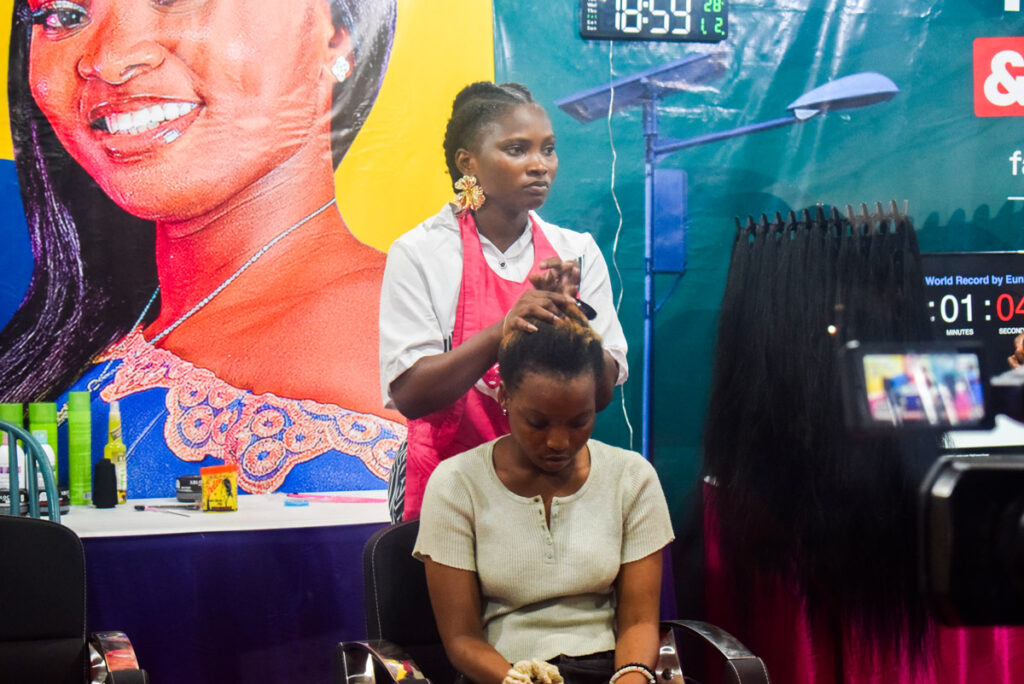 Marathon de tresses Eunice Etou