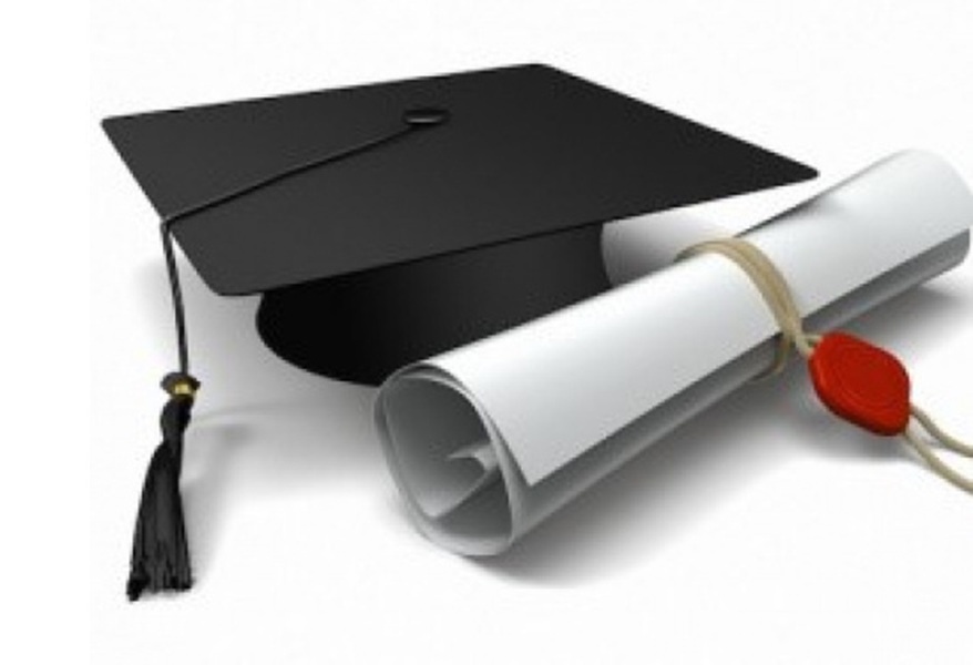 image de chapeau et de diplome