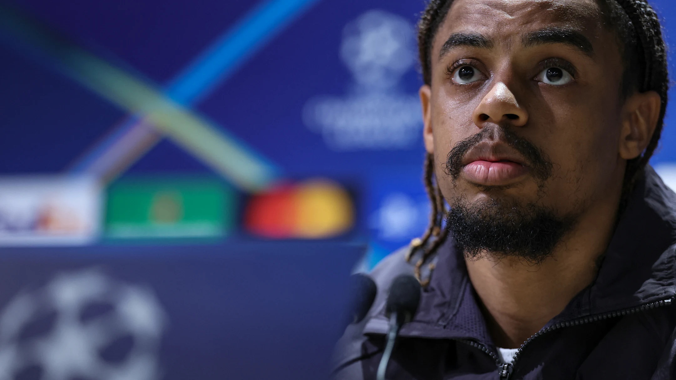 "Ce n'est pas moi qui m'occupe de ça..."; Bradley Barcola sur la fin de son contrat au PSG
