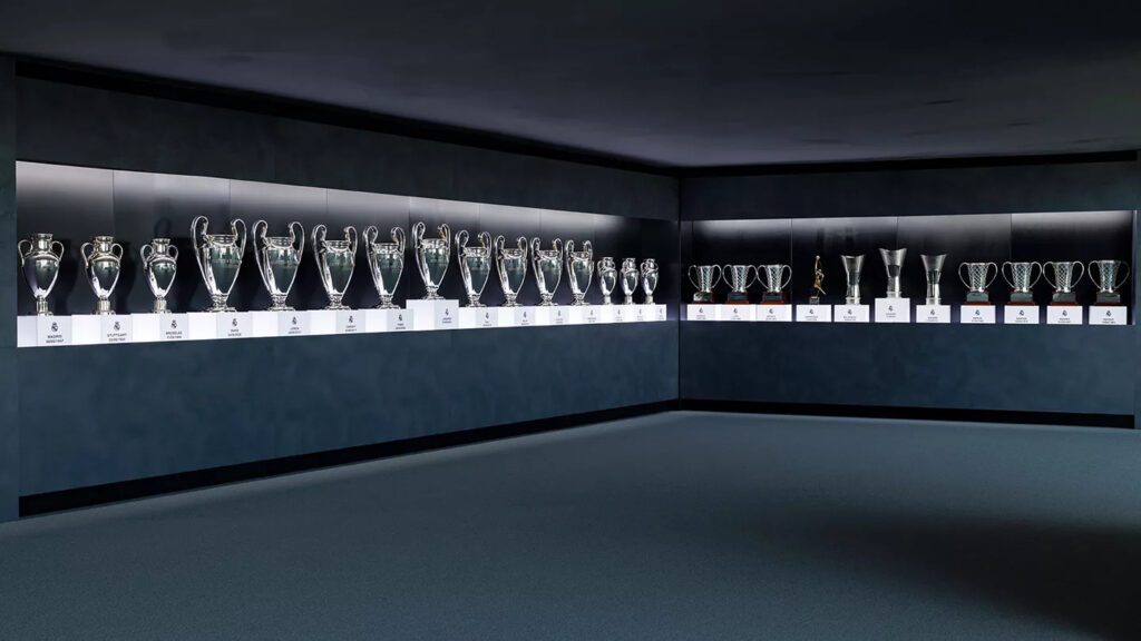 Foot : l'UEFA sanctionne le Real Madrid après le salut nazi d'un supporter