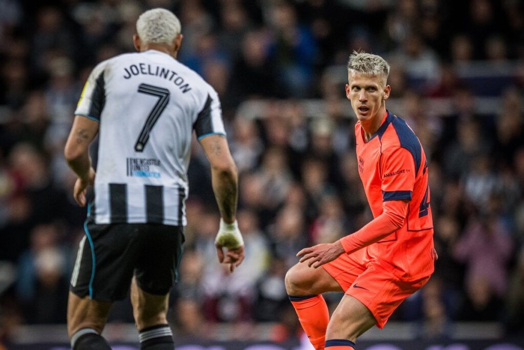 Ligue des Champions un fan du Barça se trompe de ville et rate le match contre Newcastle