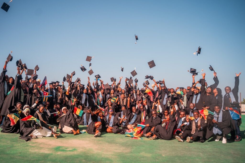 Université Senghor appel à candidatures pour une formation certifiante en Prévention et Contrôle des Infections