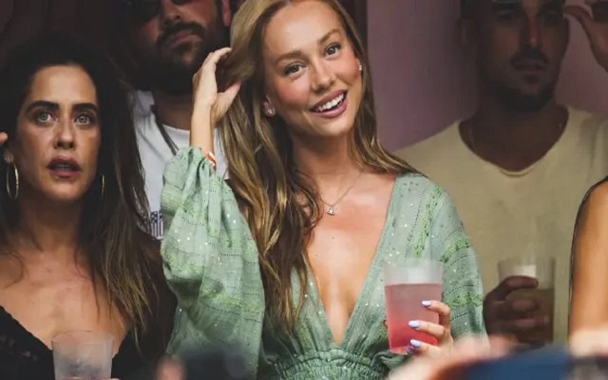 Ester Expósito : les images de la copine de Kylian Mbappé au concert de Bad Bunny font polémique