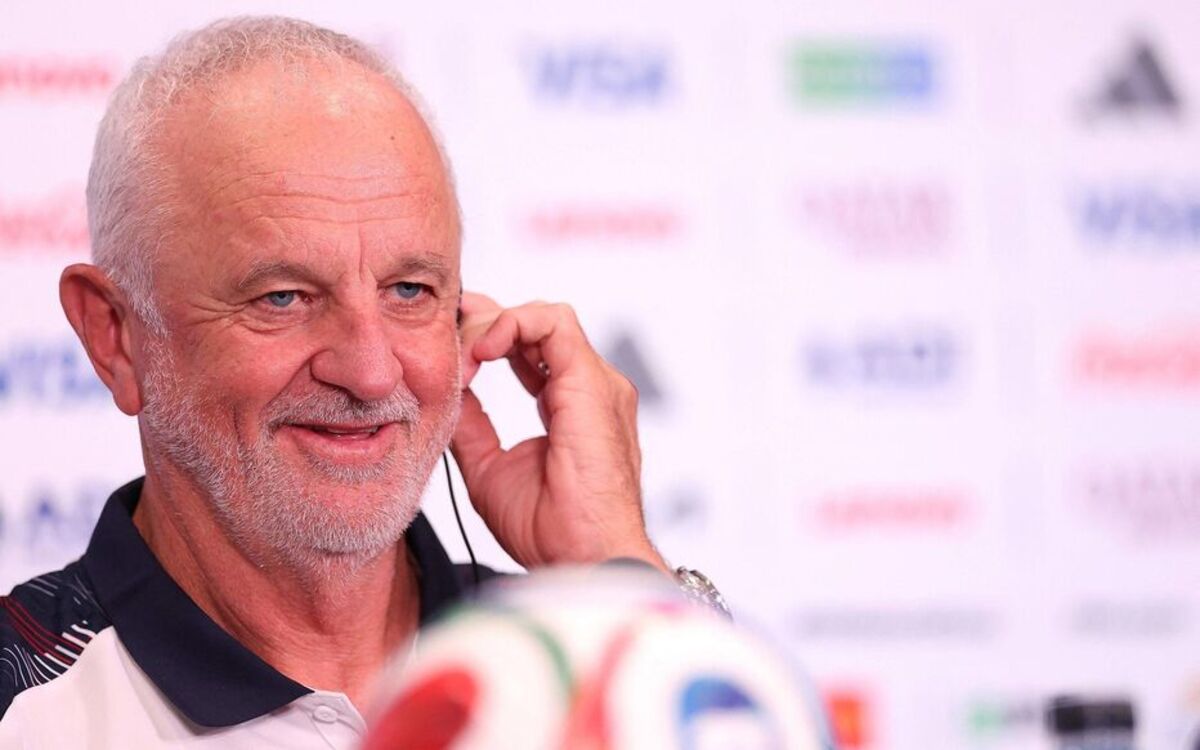 « Trois gardiens dans les cages contre la France », la folle demande du coach Irakien