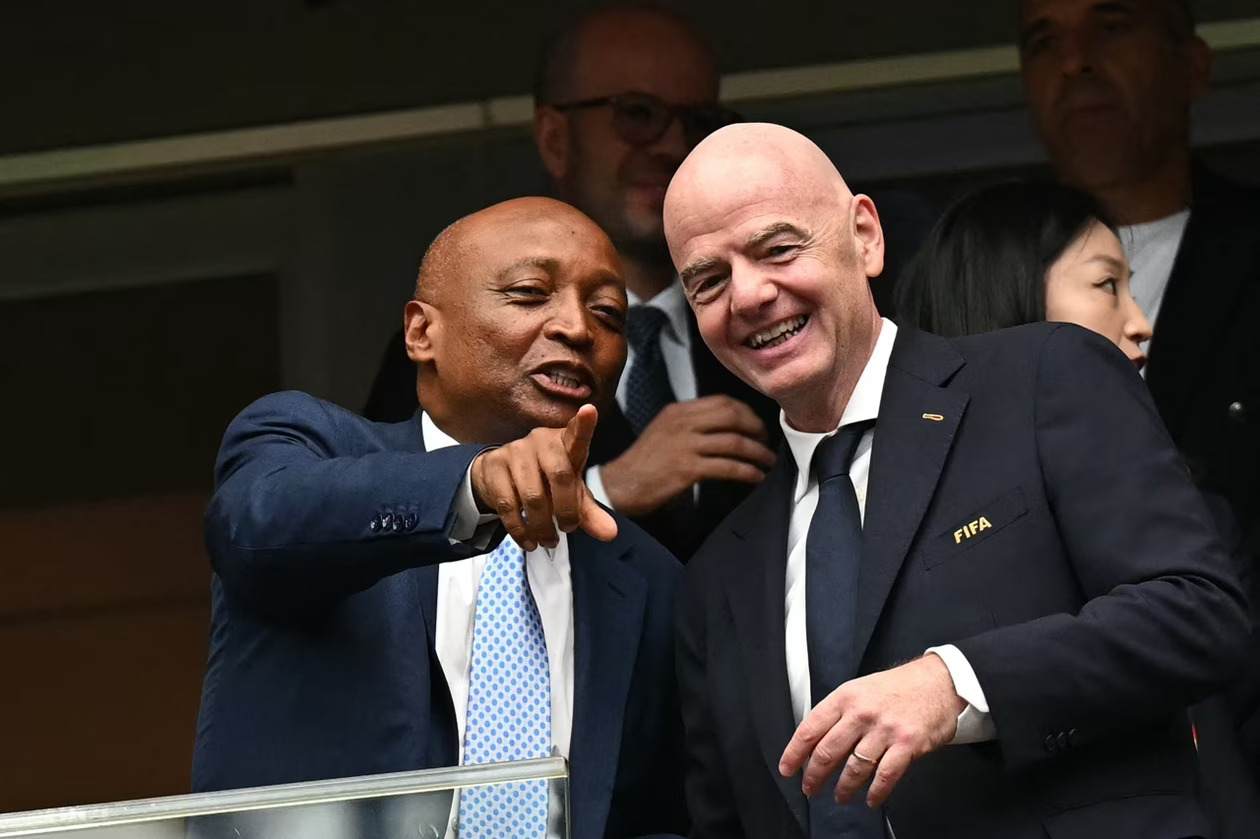 Football : Patrice Motsepe déclare son amour à Gianni Infantino