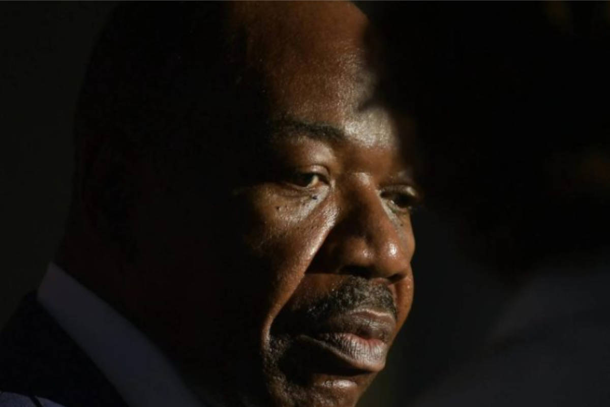 Ali Bongo renonce aux élections et prépare son retour au Gabon