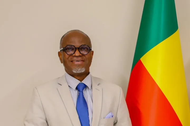 Carrière : Titus OSUNDINA, Représentant résident du PNUD au Bénin