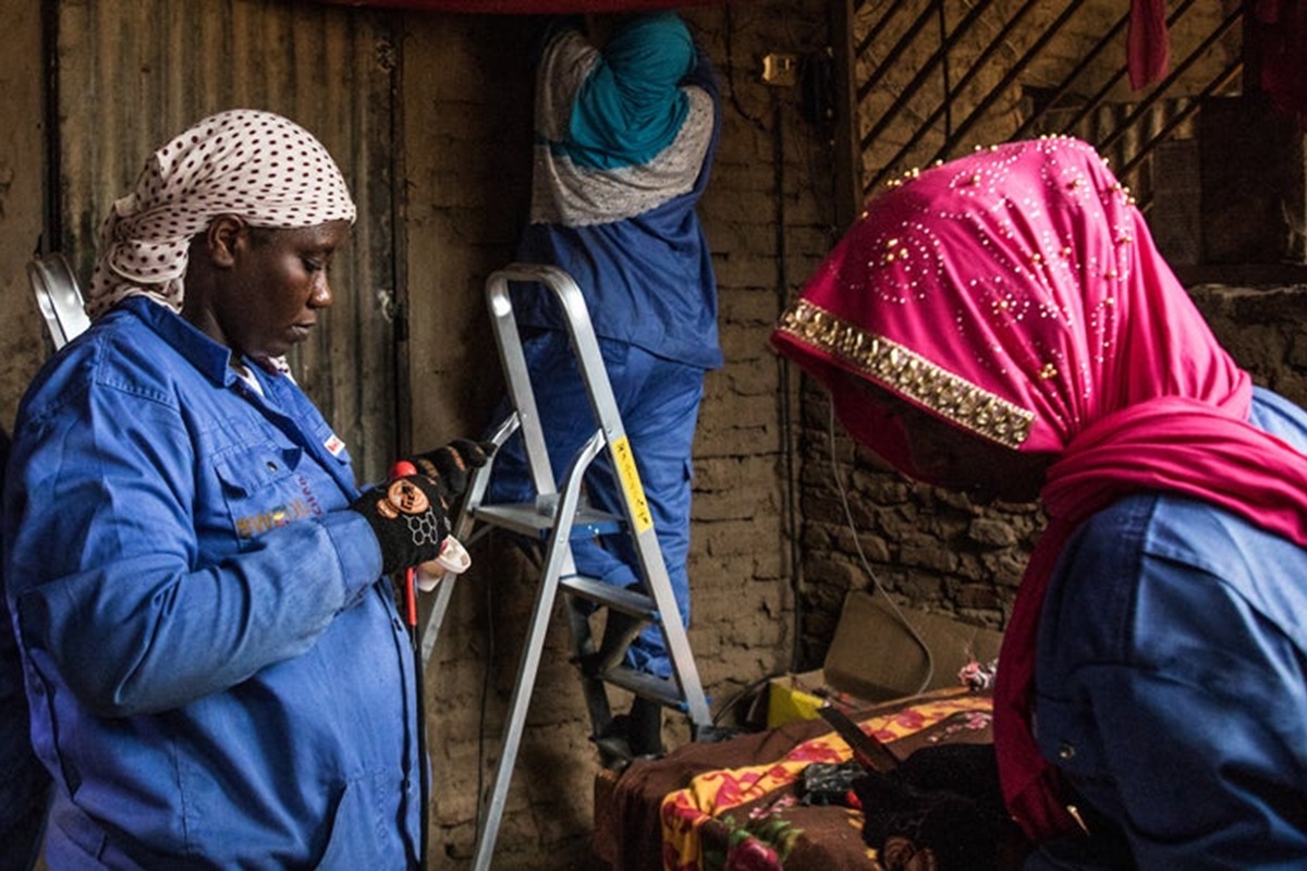 Emploi des jeunes pourquoi l'Afrique subsaharienne affiche un faible chômage mais plus de précarité