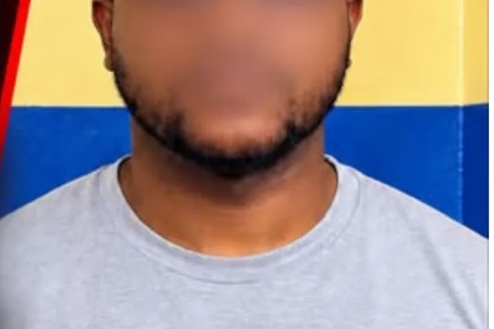 Photo floutée de l’homme surnommé « docteur » Tanoh, mis en cause dans une affaire présumée de faux BBL en Côte d’Ivoire