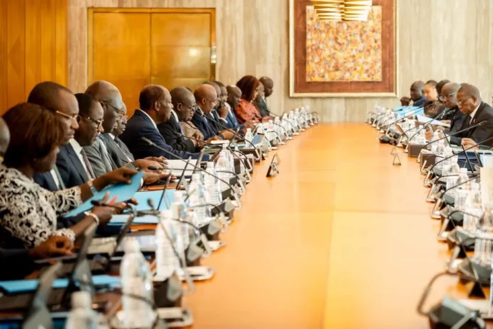 Palais présidentiel d’Abidjan, où le Conseil des ministres a adopté le projet de loi de règlement du budget 2025