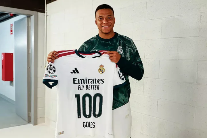  Kylian Mbappé garde les pieds sur terre après ses 100 buts au Real Madrid