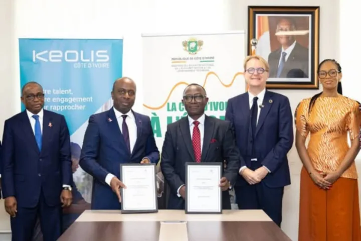 Signature de l’accord de partenariat entre le gouvernement de Côte d’Ivoire et Keolis pour la formation des jeunes aux métiers du transport