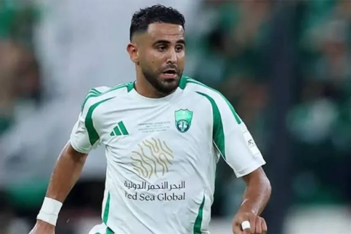 Riyad Mahrez : l’Algérien quitte Al-Ahli, son message