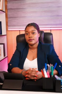 Elodie ADOSSOU : avec Invest Fiesta, la Béninoise qui bouscule les codes de l’entrepreneuriat au Bénin et en Afrique