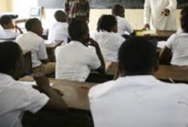 Togo-appel-a-candidature-au-concours-de-recrutement-deleves-pour-les-lycees-scientifiques-de-Lome-et-de-Kara-300x174